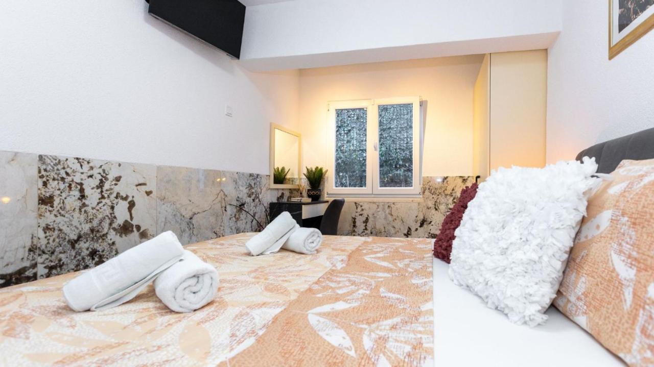 Apartment Rose Pool Deluxe Dubrovnik Extérieur photo